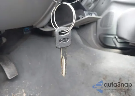 2005 Ford F-250 Lariat/Xl/Xlt z USA, uszkodzony, nr VIN 1FTSW21545EC73921